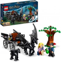 LEGO 76400 Harry Potter Thestral e Carrozza di Hogwarts, Set con Cavallo Giocattolo Alato e 2 Minifigure, Giochi per Bambini dai 7 Anni in su